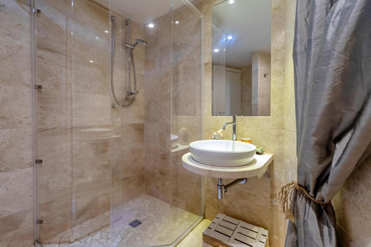 Charming Seafront Apartment With Garden And Patio Фертилия Екстериор снимка